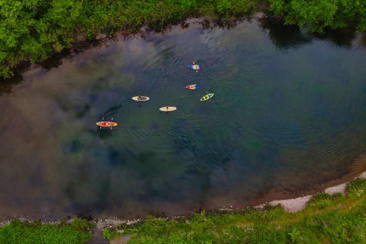 Kayakers from above on the Columbia River